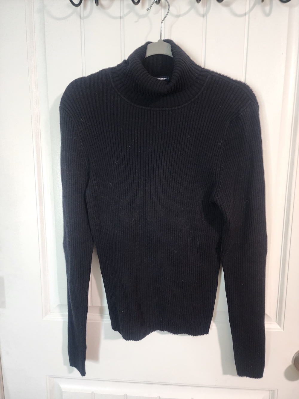GAP Black Ribbed Turtleneck Sweater - Women